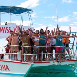 punta-cana-local-party-boat